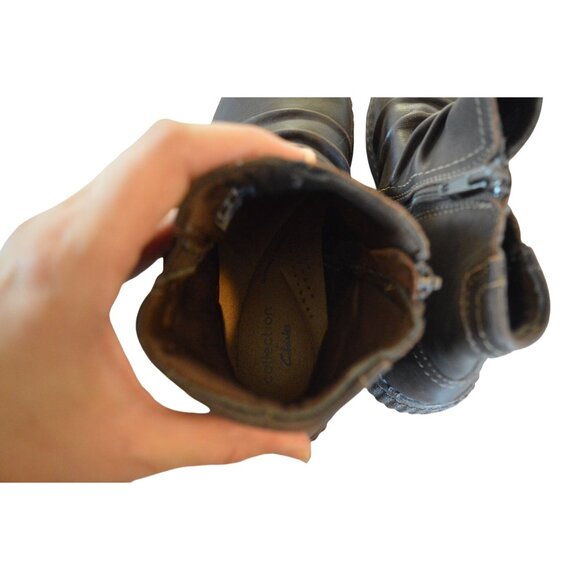 Clarks Women's Caroline Orchid Ruched Round Toe Booties Brown Leather Size 7.5 - Picture 10 of 11